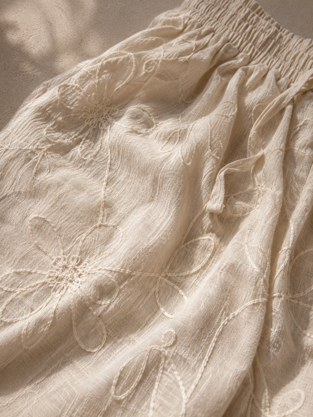 Pantalon Fluide Brodé Écru Femme
