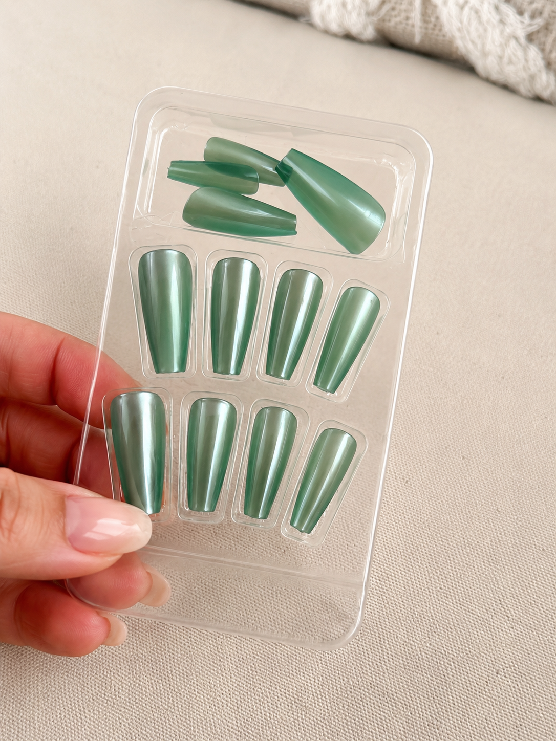 Faux Ongles Vert Sauge Effet Cat Eye Press-On Nails