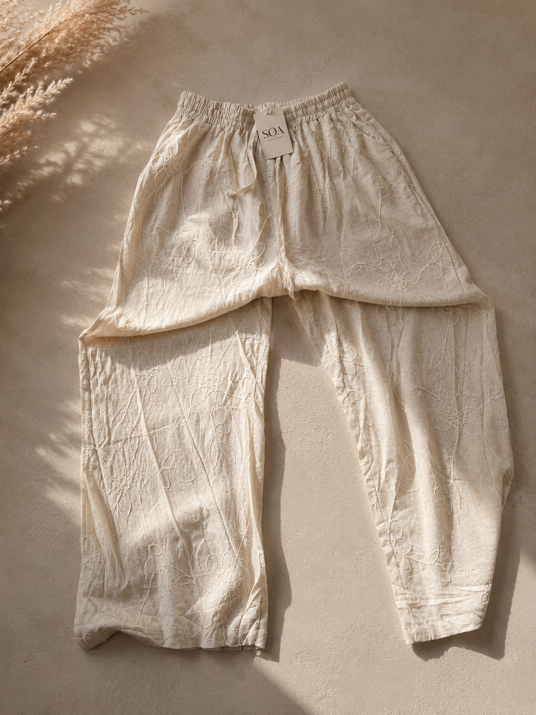 Pantalon Fluide Brodé Écru Femme