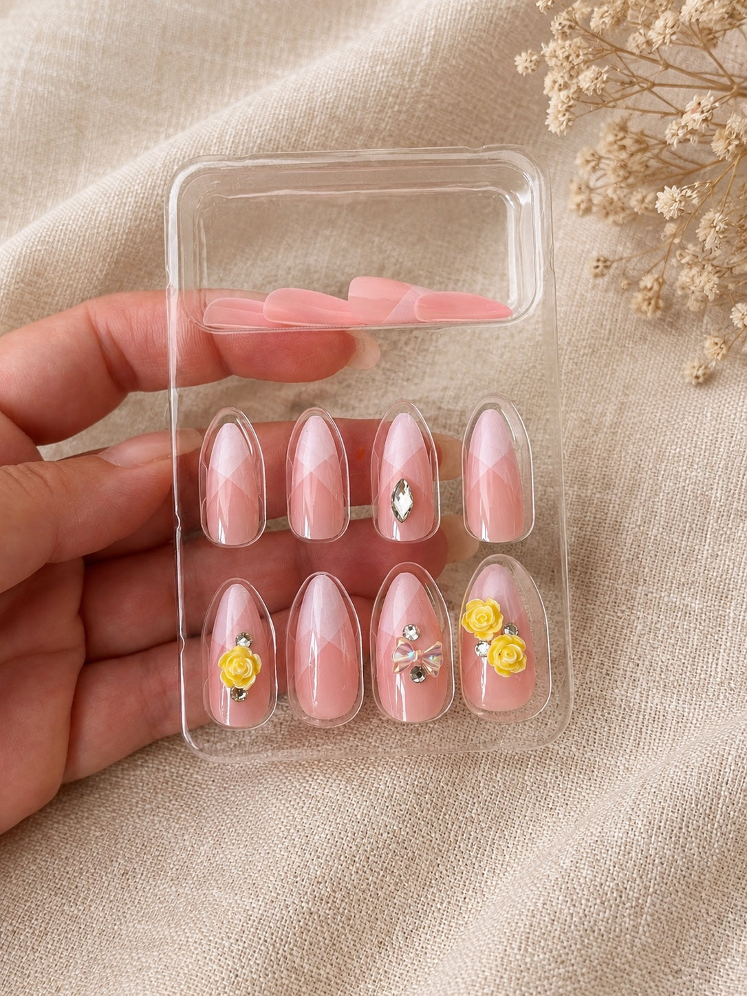 Faux ongles roses fleurs press on nails